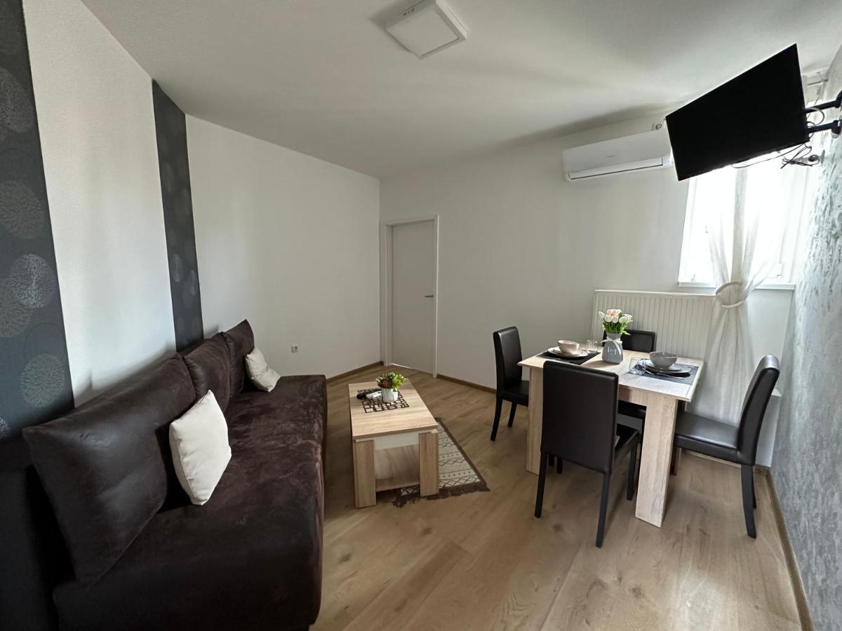 San Lux Dunavska Novi Sad Ngoại thất bức ảnh