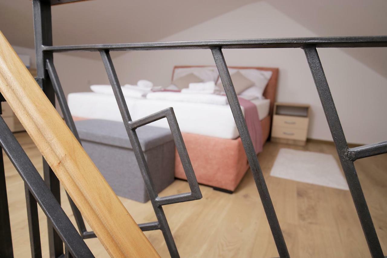 San Lux Dunavska Novi Sad Ngoại thất bức ảnh