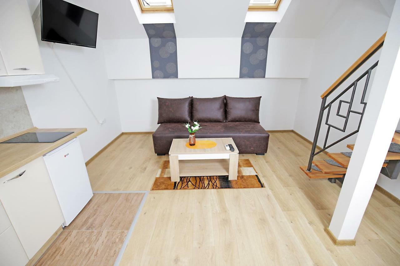 San Lux Dunavska Novi Sad Ngoại thất bức ảnh